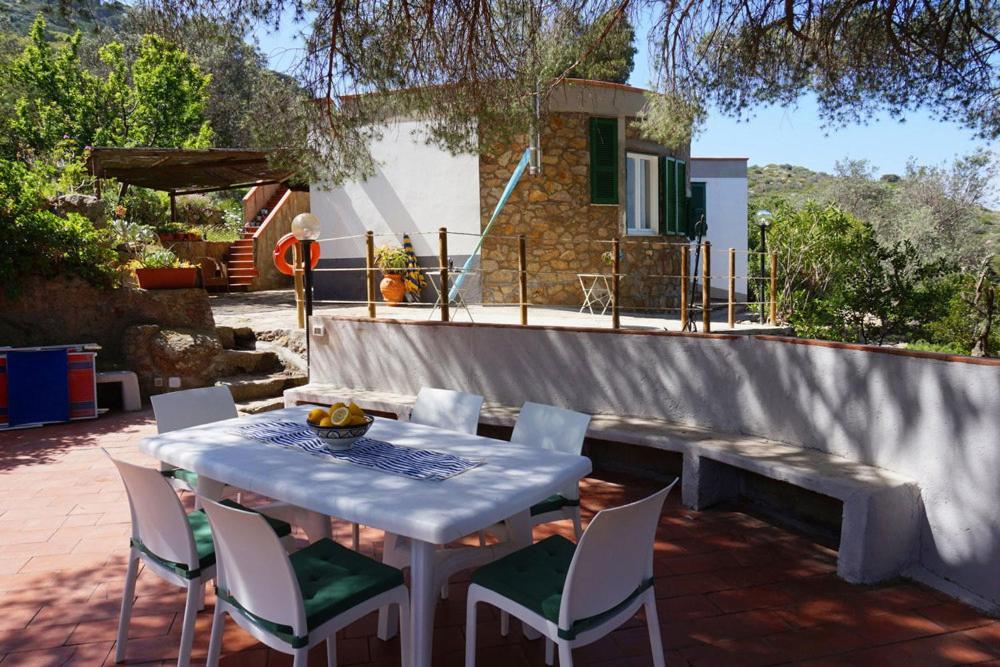 Hotel Arenella Giglio Porto Ngoại thất bức ảnh