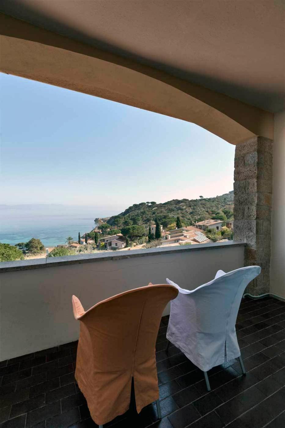 Hotel Arenella Giglio Porto Ngoại thất bức ảnh