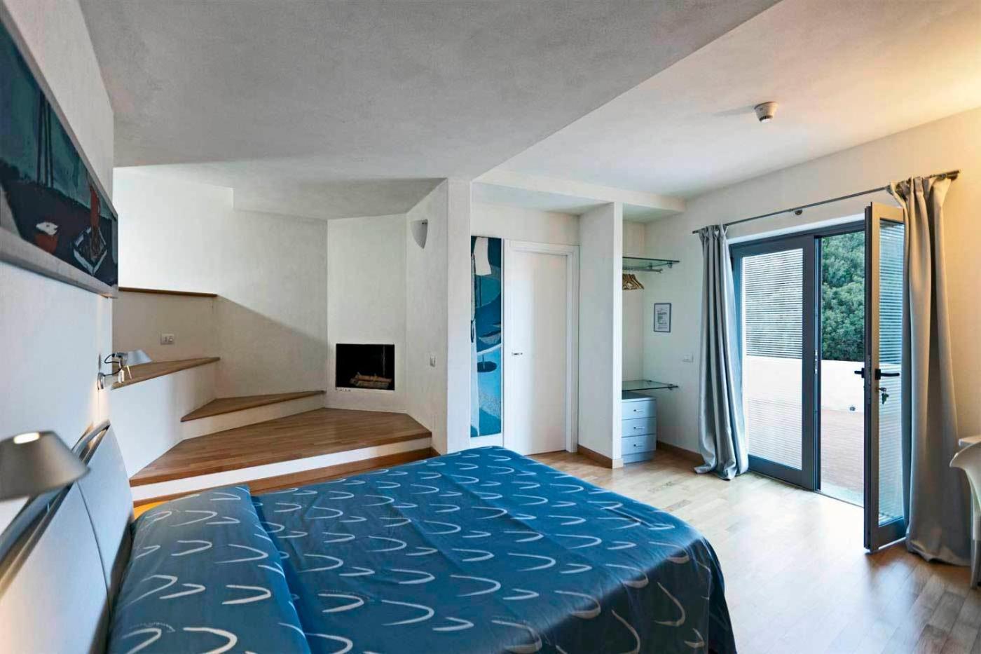 Hotel Arenella Giglio Porto Ngoại thất bức ảnh