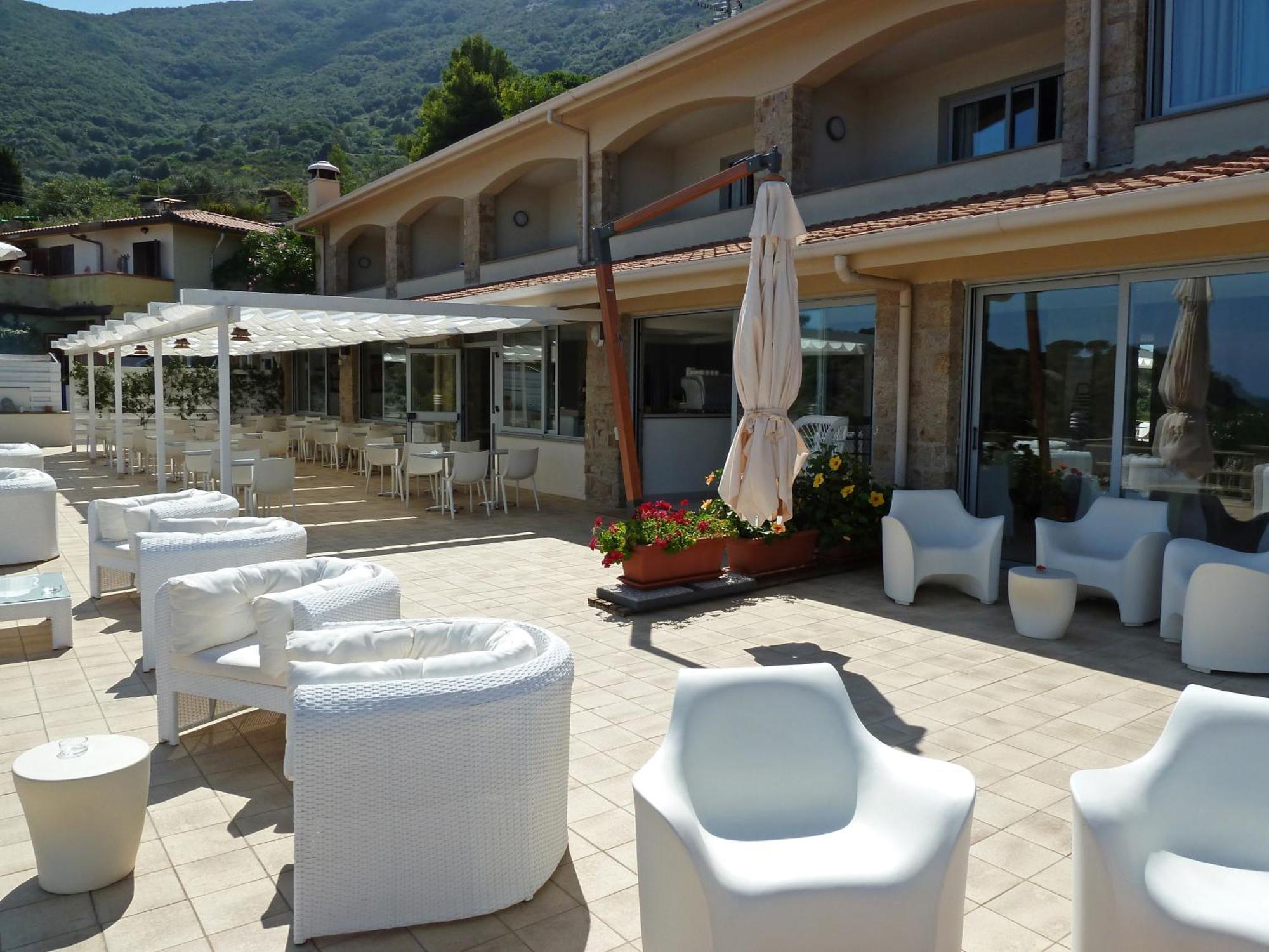 Hotel Arenella Giglio Porto Ngoại thất bức ảnh