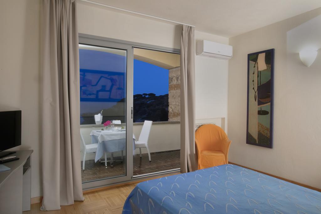 Hotel Arenella Giglio Porto Ngoại thất bức ảnh